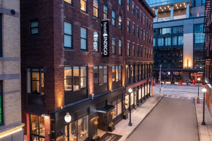 Hotel Indigo Boston Garden by IHG - Image 1
