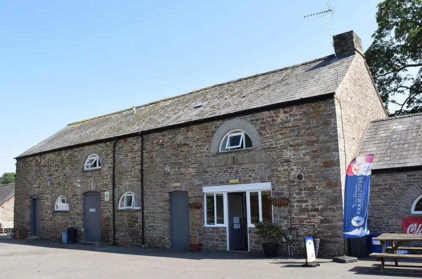 River Wye Hostel - Image 1