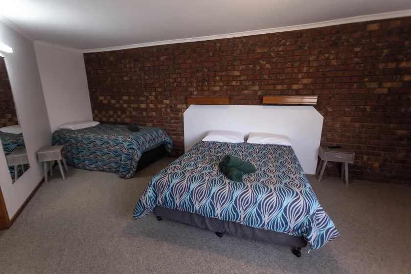Donald Motor Lodge - Image 1