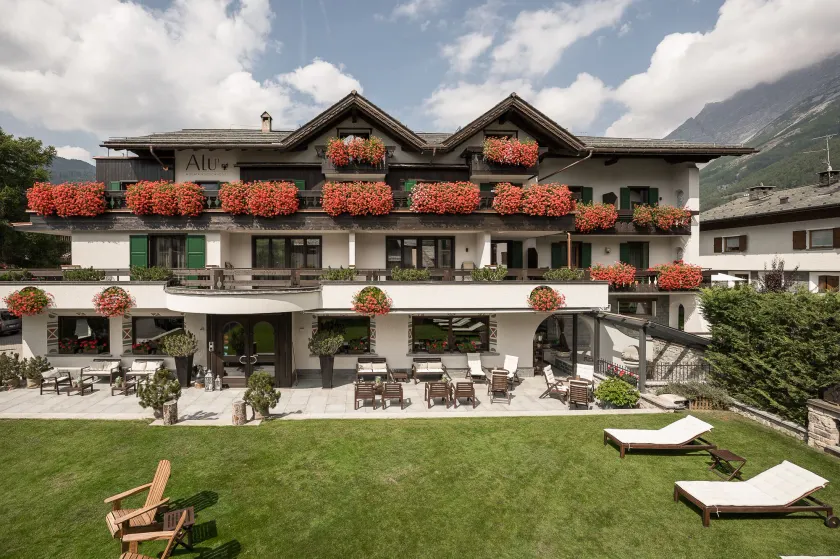 Hotel Alù Mountain Design - Image 1