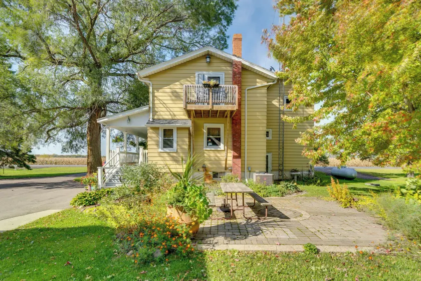 Quaint & Family-Friendly Watertown Farmhouse! - Image 1