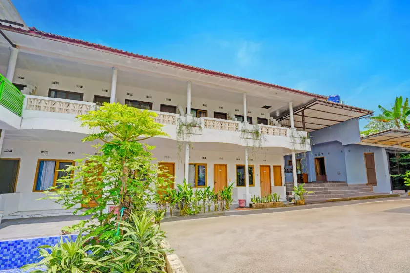Collection O Subang near Ciater Subang formerly Orchid Villa Ciater - Image 1