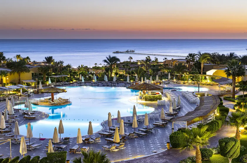 Three Corners Fayrouz Plaza Beach Resort - Image 1