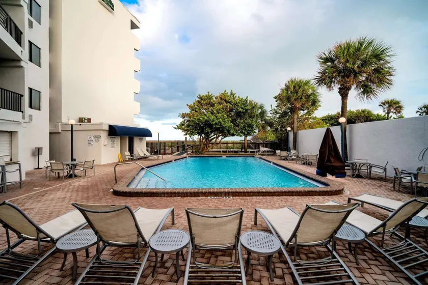 La Quinta by Wyndham Cocoa Beach Oceanfront - Image 1