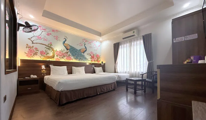 Rio Hotel - Image 1