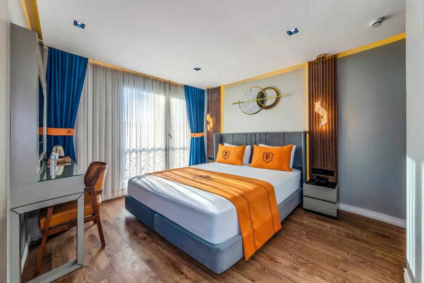AirGate Airport Hotel - Image 1