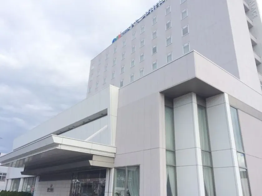 Hotel Okhotsk Palace - Image 1