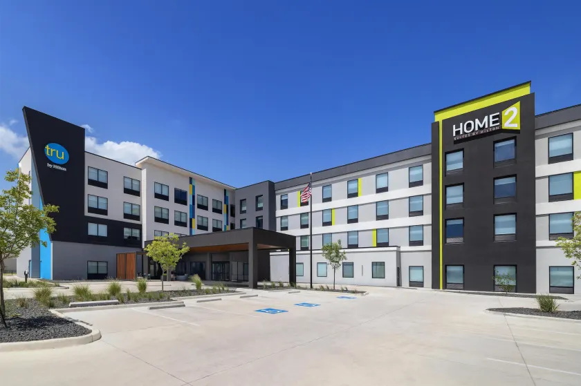 Home2 Suites By Hilton Fort Worth Lake Worth - Image 1