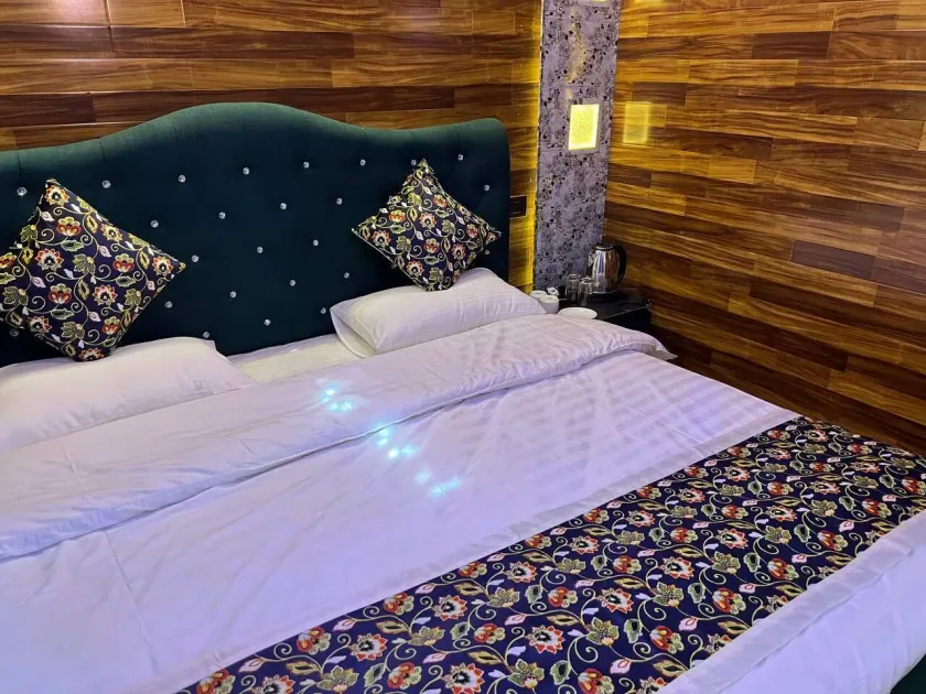The Heritage Safina Group Of Houseboats - Camera