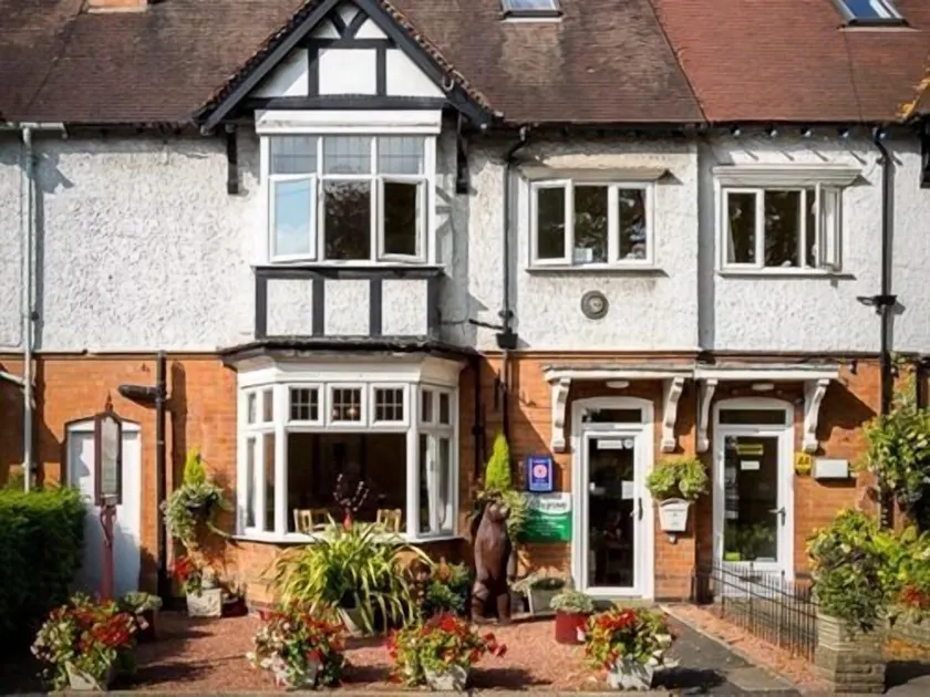 Ashgrove House - Image 1