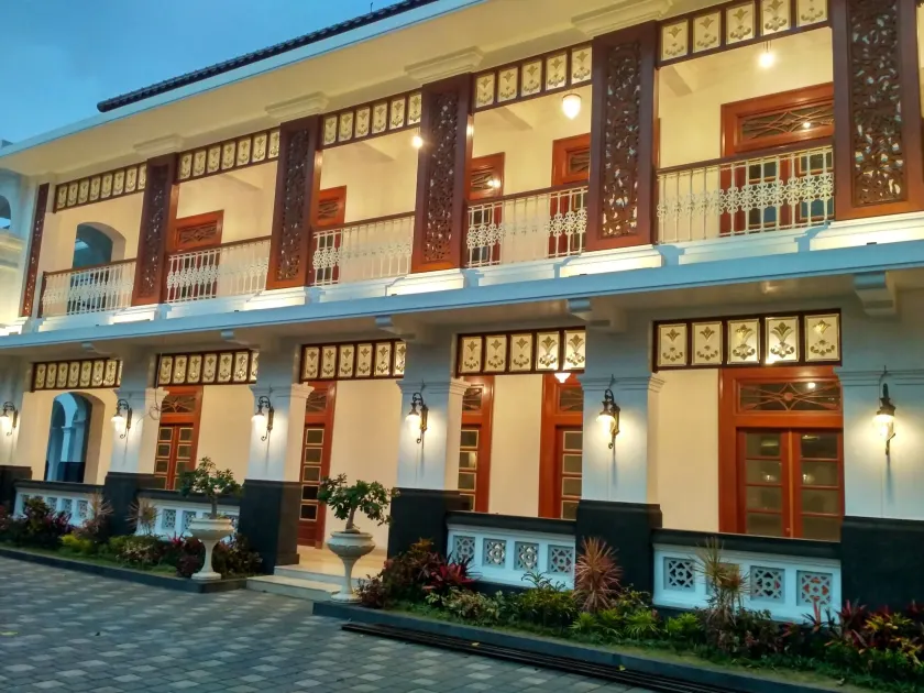 Daroessalam Hotel Syariah - Image 1