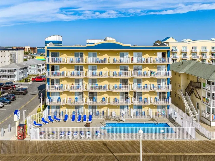 Crystal Beach Hotel - Image 1