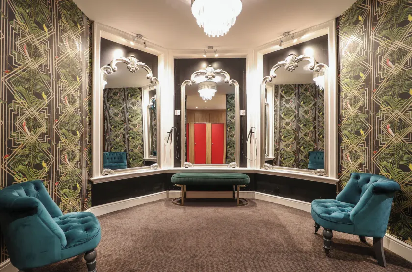 Royal Exeter Hotel - Image 1