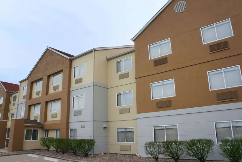 La Quinta by Wyndham Emporia - Image 1