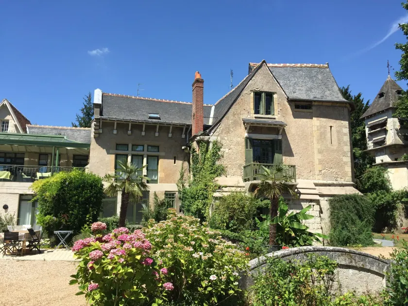 Loire Valley Medieval Getaway - Image 1