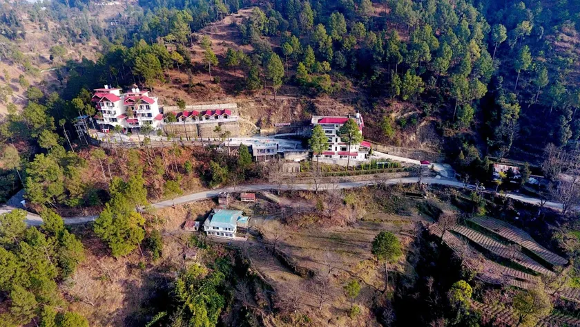 Hotel Chail Retreat-A Boutique Resort - Image 1