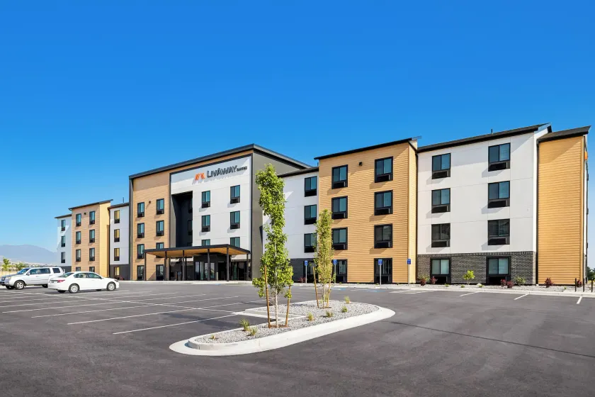 LivAway Suite Tucson - Image 1