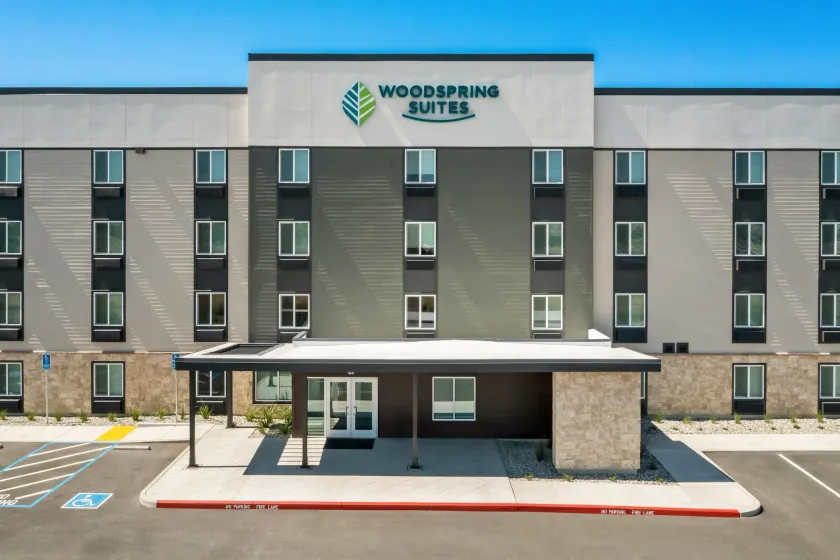 WoodSpring Suites Manteca - Stockton South - Image 1