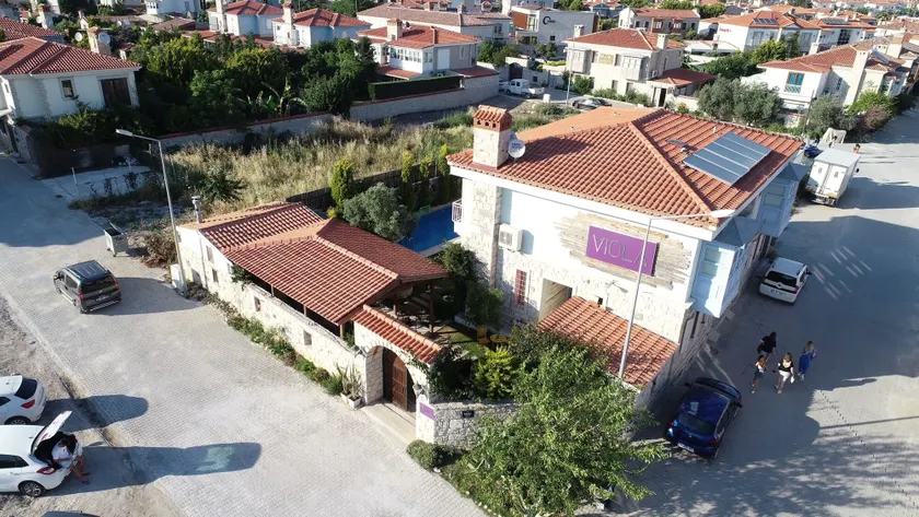 Alacati Viola Hotel - Image 1