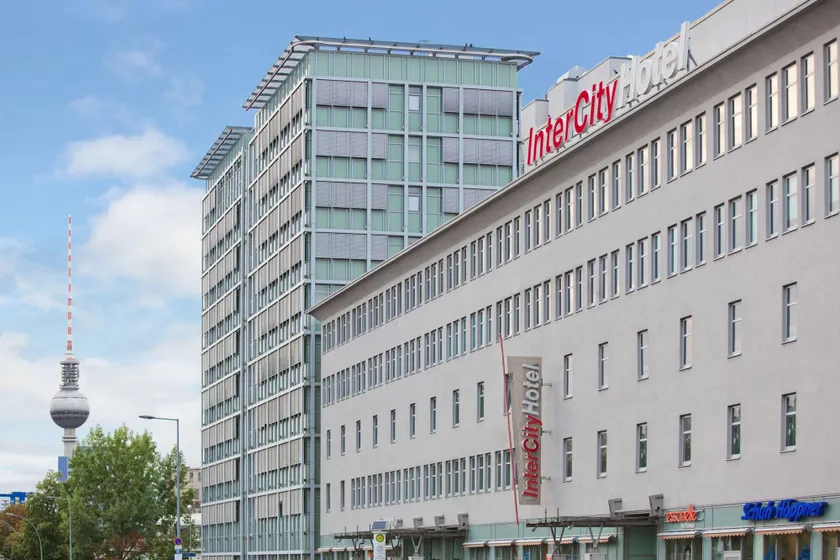 IntercityHotel Berlin Ostbahnhof - Image 1