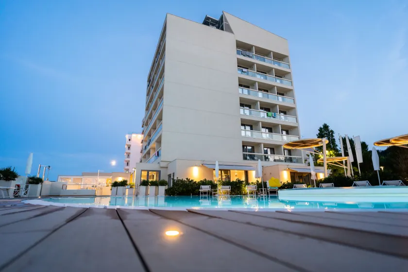 Nautilus Family Hotel - Image 1