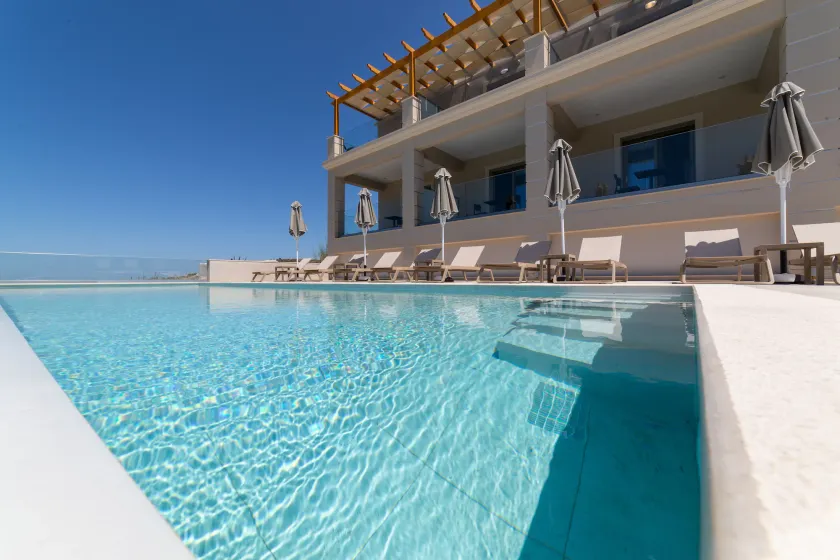 Sky View Suites Kefalonia - Image 1