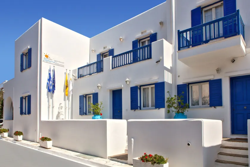 Mata's Apartments - Image 1