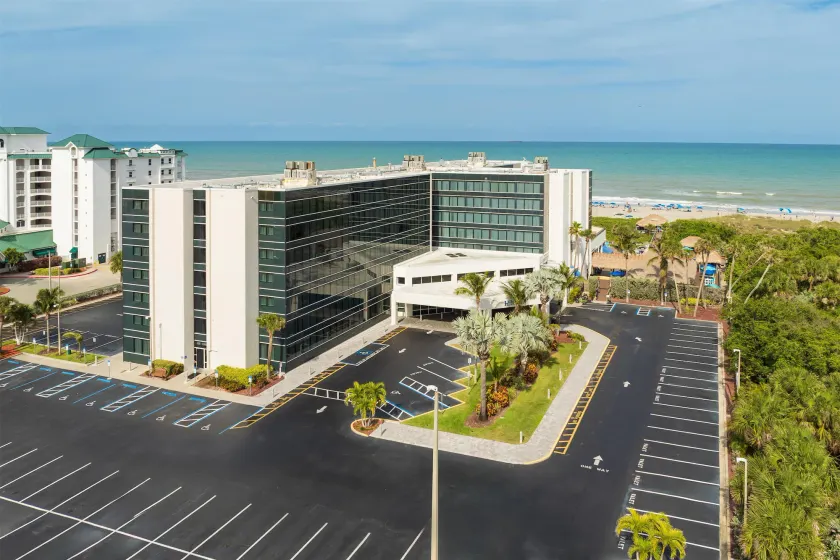 Hilton Cocoa Beach Oceanfront - Image 1