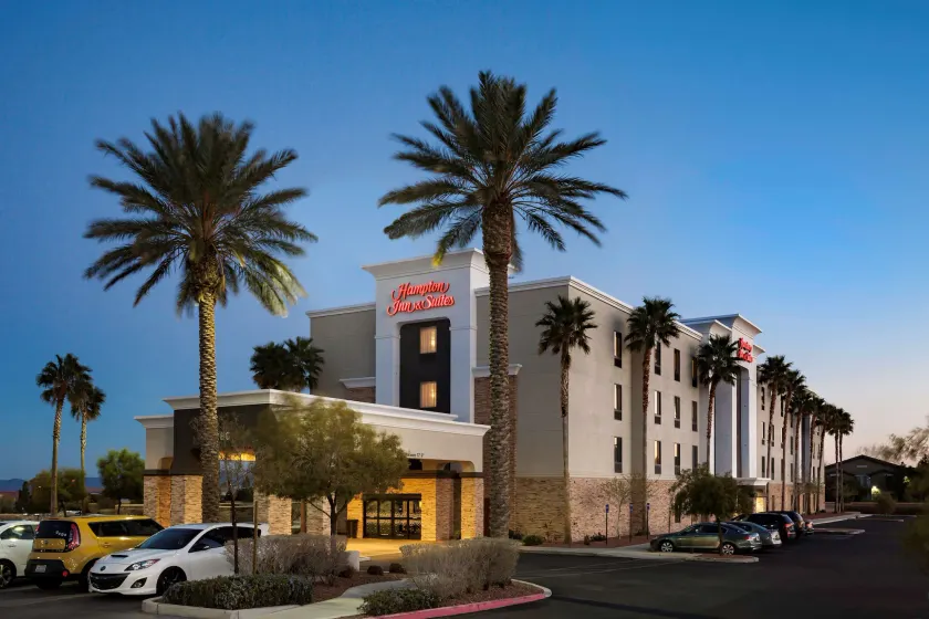 Hampton Inn & Suites Las Vegas-Red Rock/Summerlin - Image 1