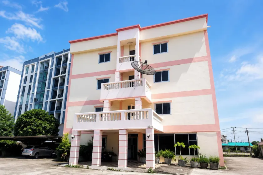 UJ Apartment - Image 1