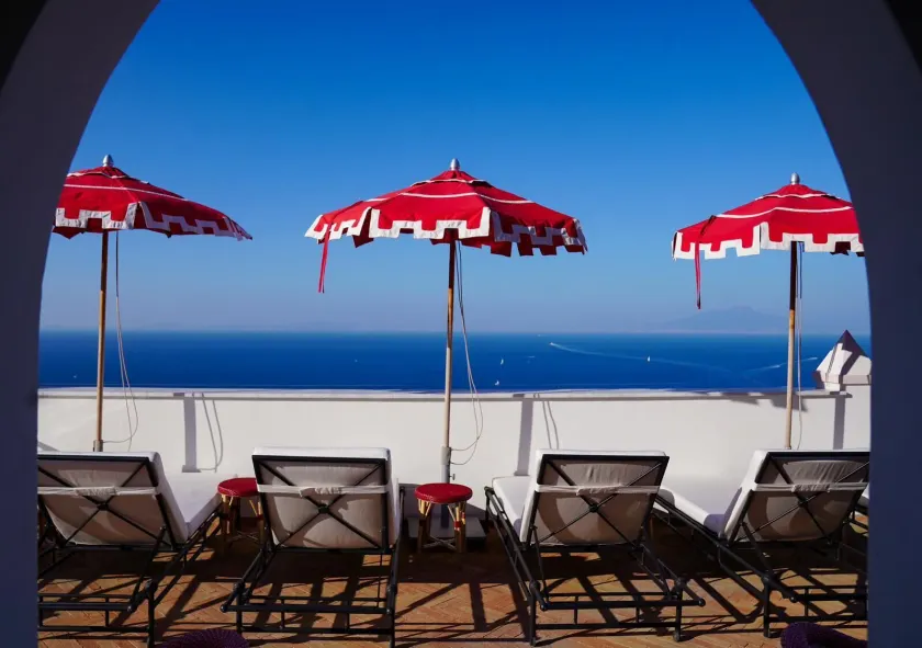 Il Capri Hotel - Image 1