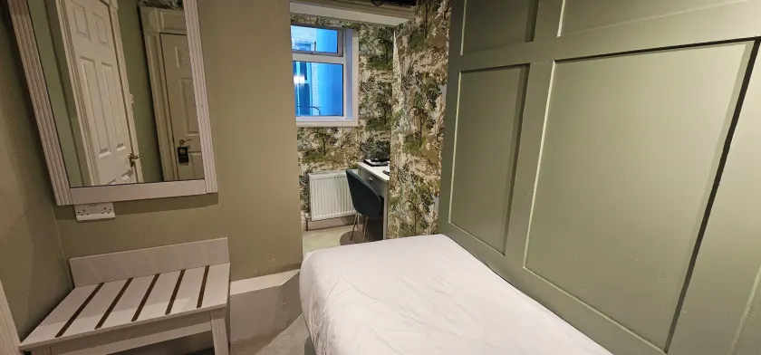Kilronan House - Image 1