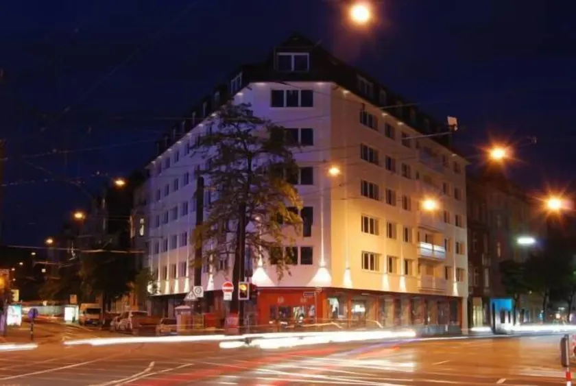 Hotel Belle Etage - Image 1