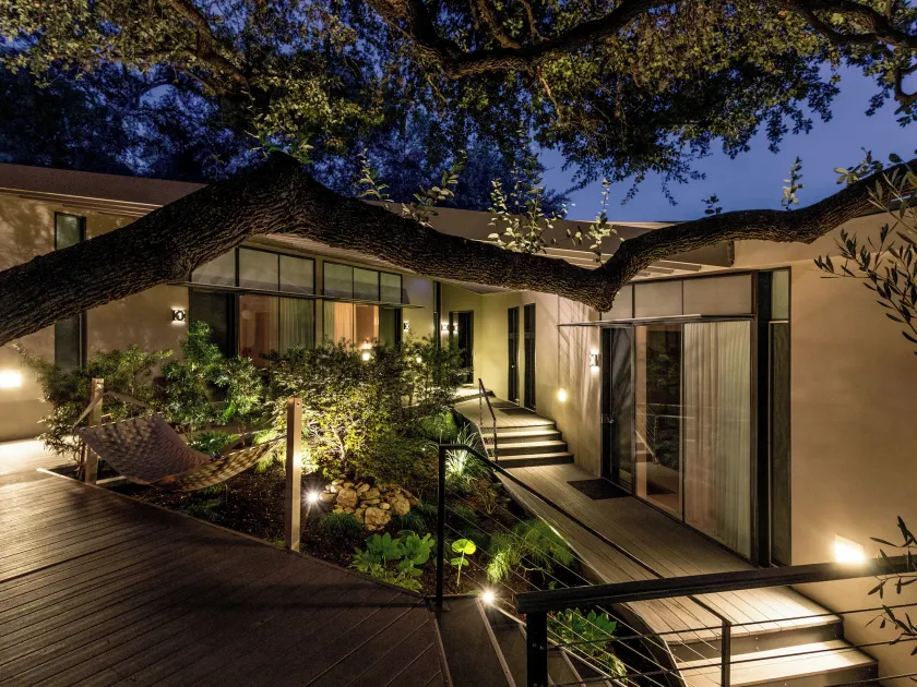 Frame Hotel - Treehouse - Image 1