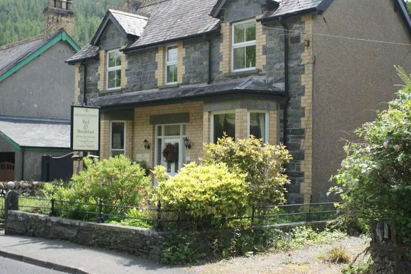 Dolweunydd Bed and Breakfast - Image 1