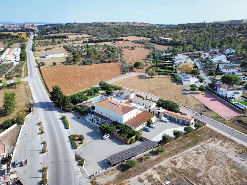 Hotel & Restaurant Figueres Parc - Image 1