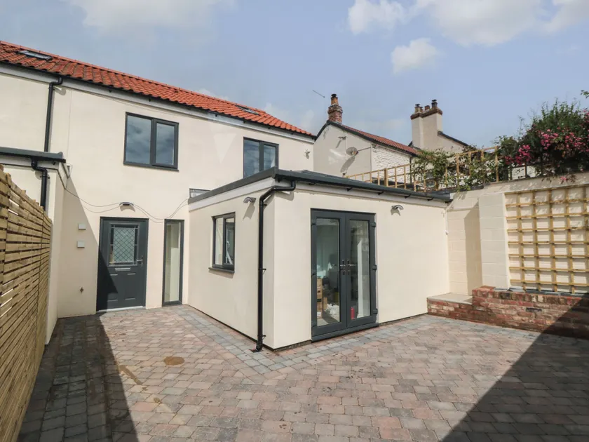 2 Staveley Cottages - Image 1