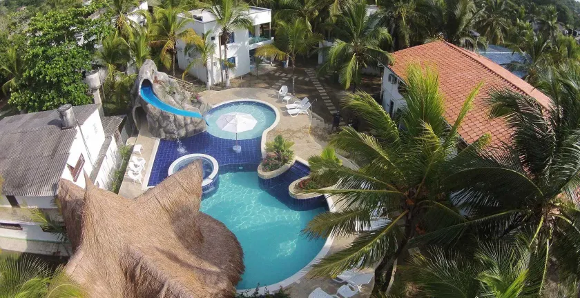 Cabañas Aqua Blue - Image 1