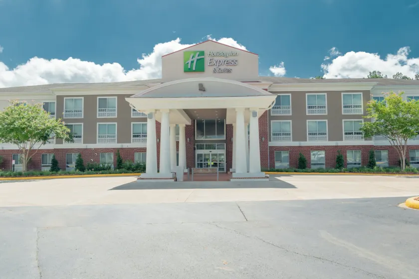 Holiday Inn Express Hotel and Suites Natchitoches by IHG - Image 1