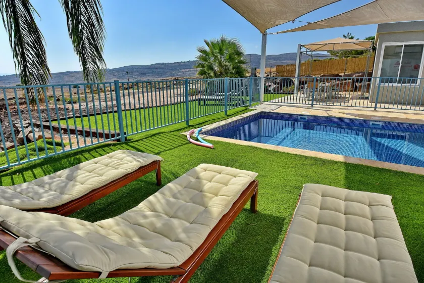 shmulik's resort couples or families only - Image 1