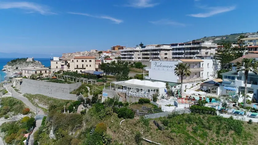 Hotel Valemare - Image 1