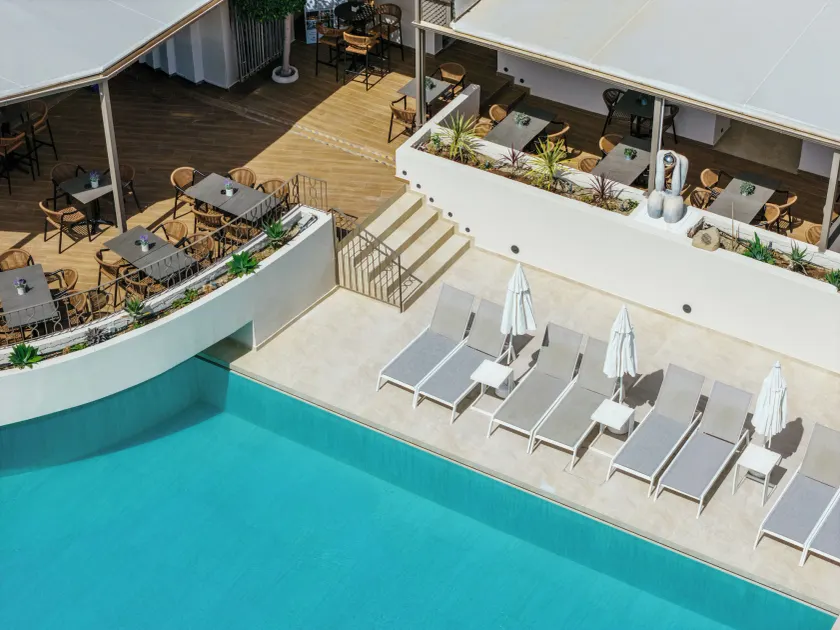 Diana Palace Hotel Zakynthos - Image 1
