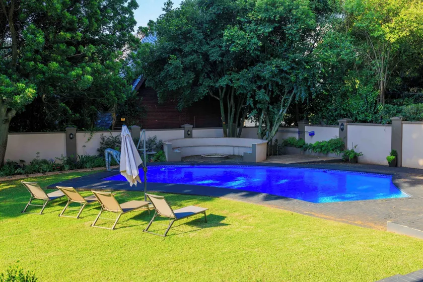 Adinkra Boutique Hotel - Image 1
