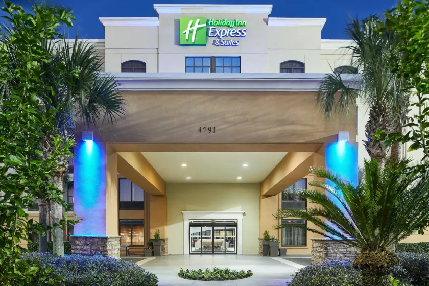 Holiday Inn Express & Suites Jacksonville South East - Medical Center Area by IHG - Image 1