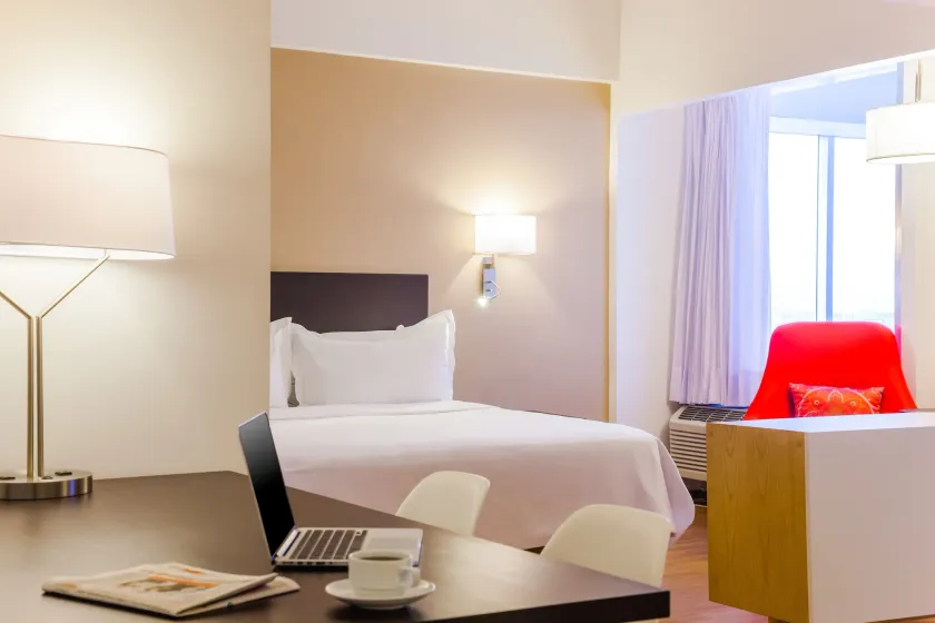 Fiesta Inn Tlalnepantla - Image 1