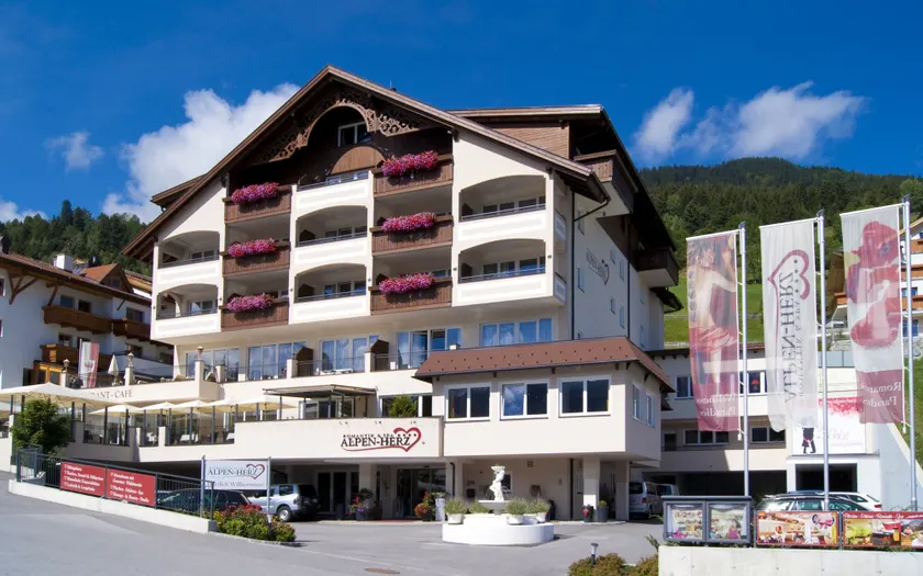 Alpen-Herz Romantik & Spa - Adults Only - Image 1