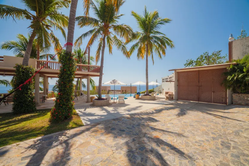 Hotel Casa Rush - Image 1