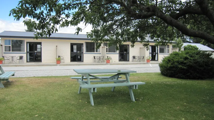 Cromwell Motel - Image 1