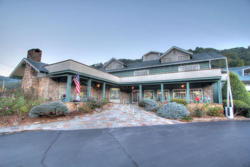 Gatlinburg Inn - Image 1