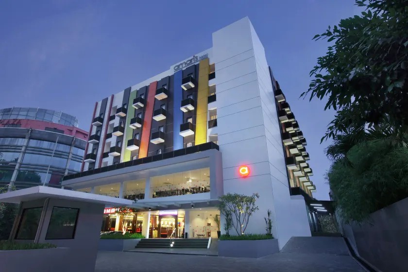 Amaris Hotel Padjajaran Bogor - Image 1